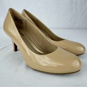 Comfort Plus by Predictions Tan Patent Leather Heels